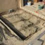 Les fers sont pliés et reliés aux fers sortant du mur du vide (...)