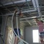 Faut tirer plus fort sans défoncer le plafond