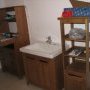 Côté meubles, manque juste l'armoire au dessus du lavabo.